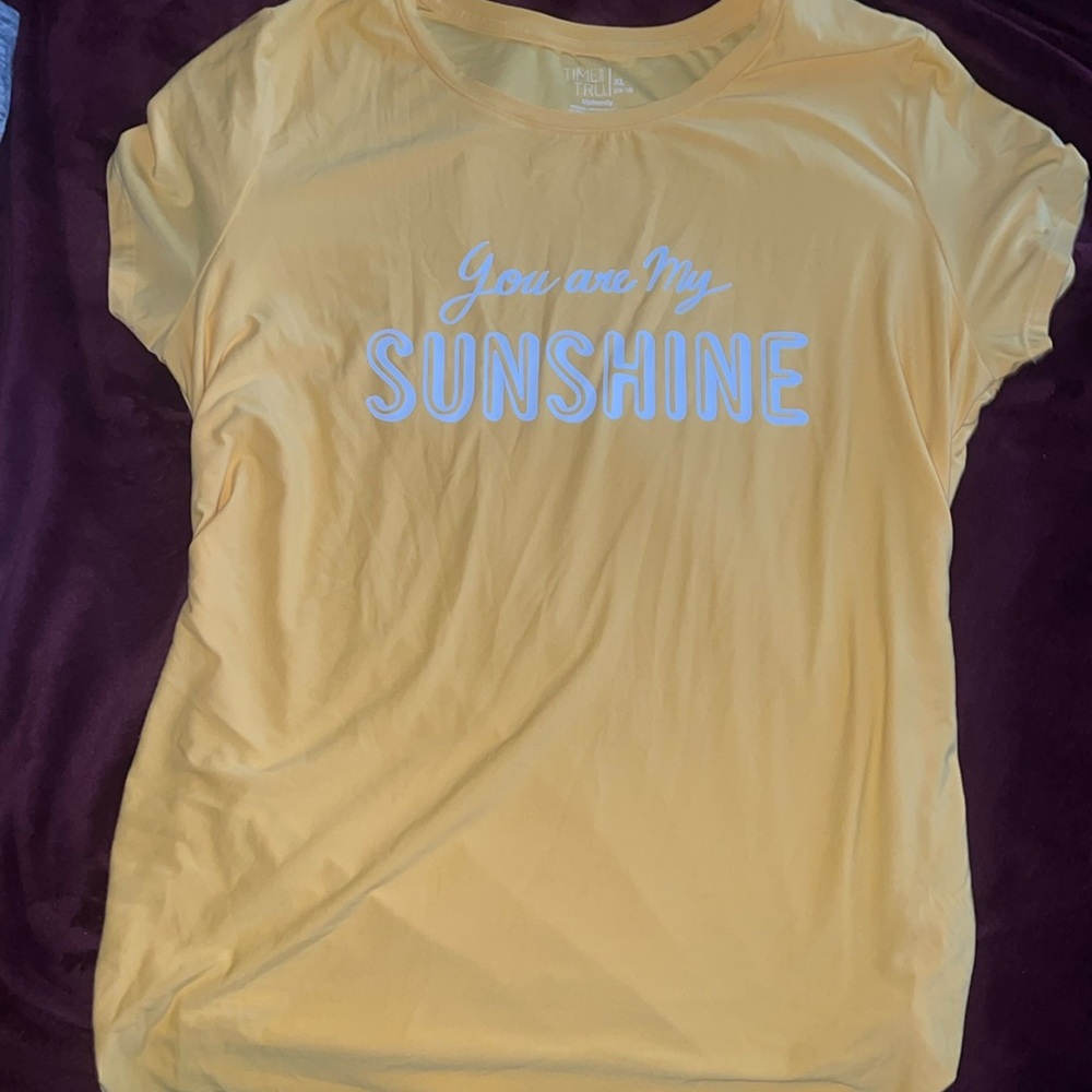 Maternity t shirt